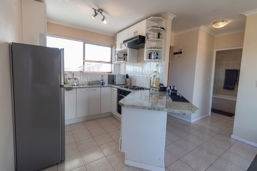 1 Bedroom Property for Sale in Table View Western Cape